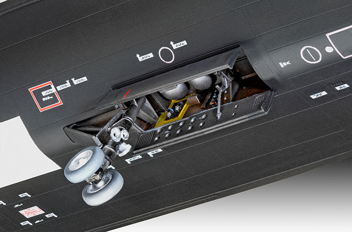 �˾���ũ BV4967 [Revell Gmbh] BV4967 1/48 Lockheed SR-71 Blackbird 4